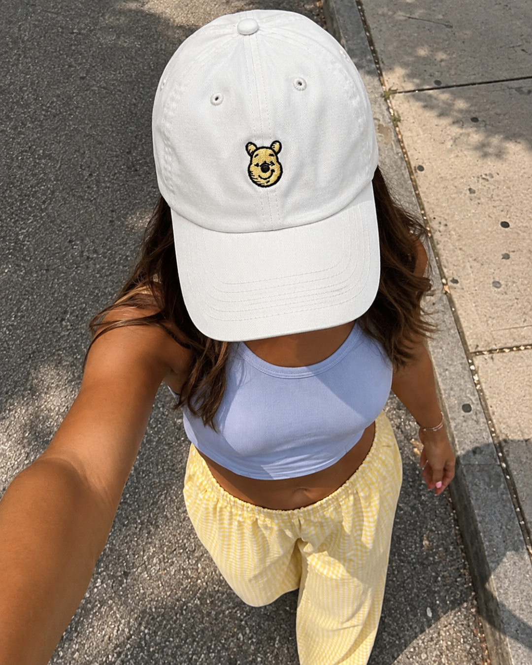 Gorra Winnie Pooh bordado a color