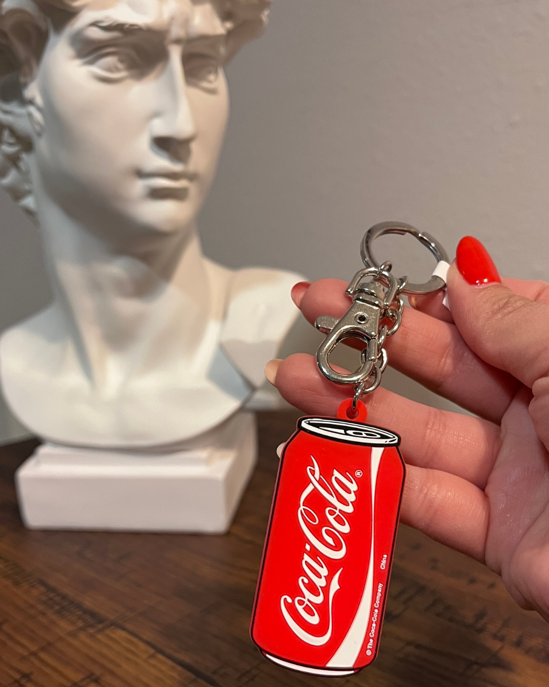 Llavero silicona con forma de lata Coca Cola