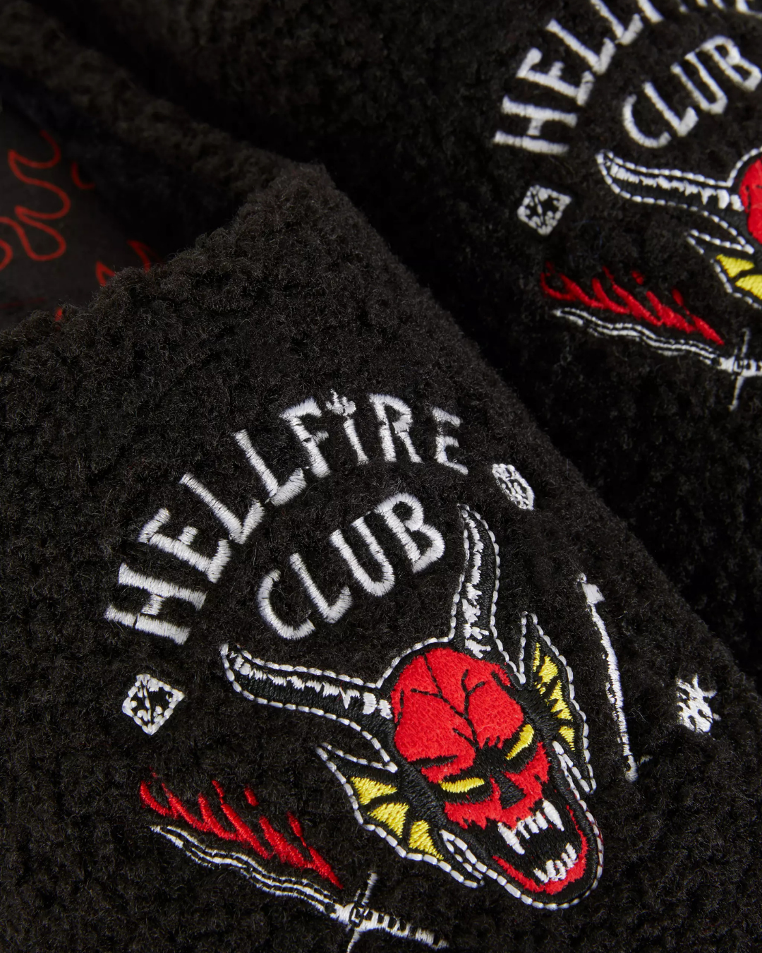 Pantuflas Hellfire Club
