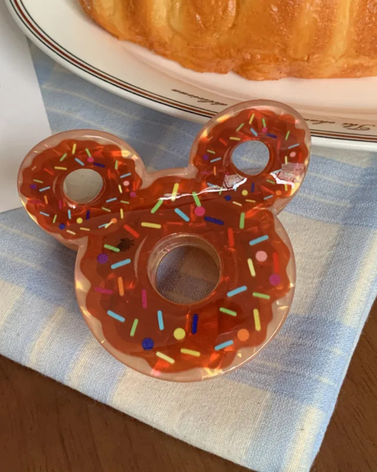 Prensa Cabello Mickey dona café