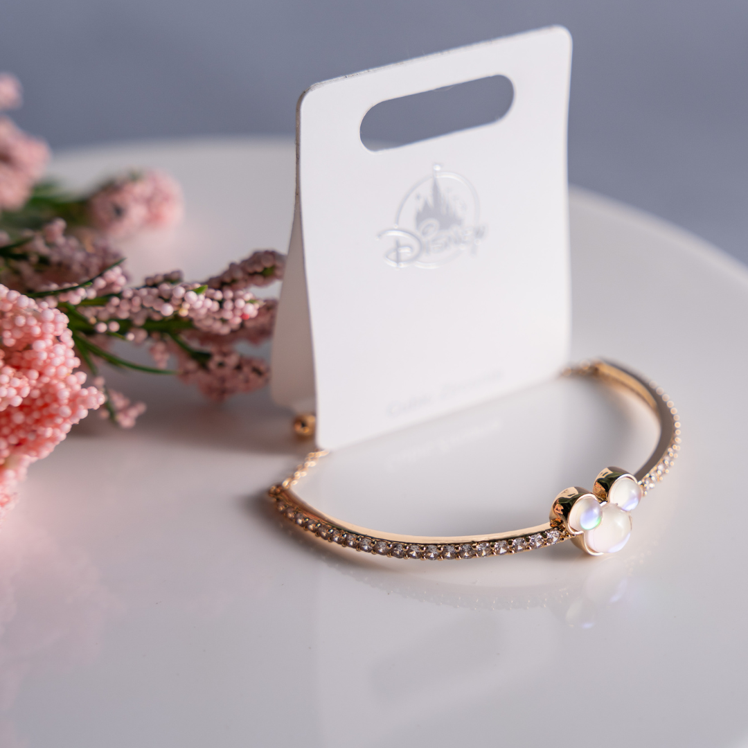 Pulsera dorada con Mickey Blanco 1